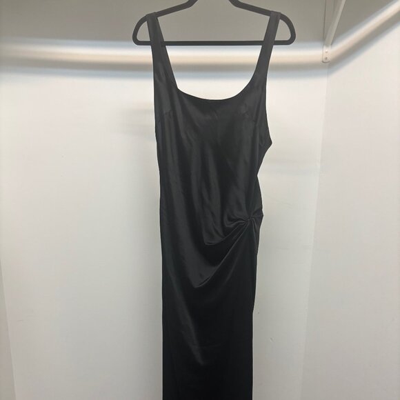 ANNA QUAN Signature Etta Dress - WORN ONCE - Picture 5 of 8